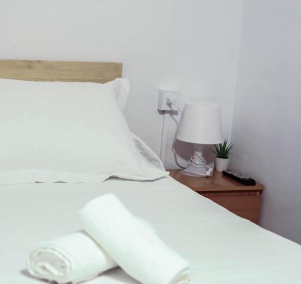 فندق Mesón Kubano B&b