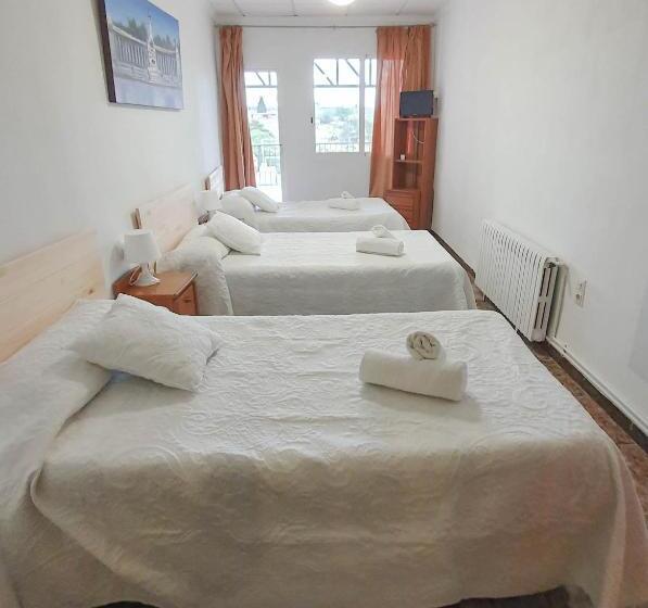 فندق Mesón Kubano B&b