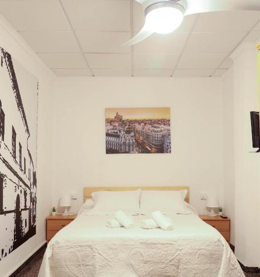 فندق Mesón Kubano B&b