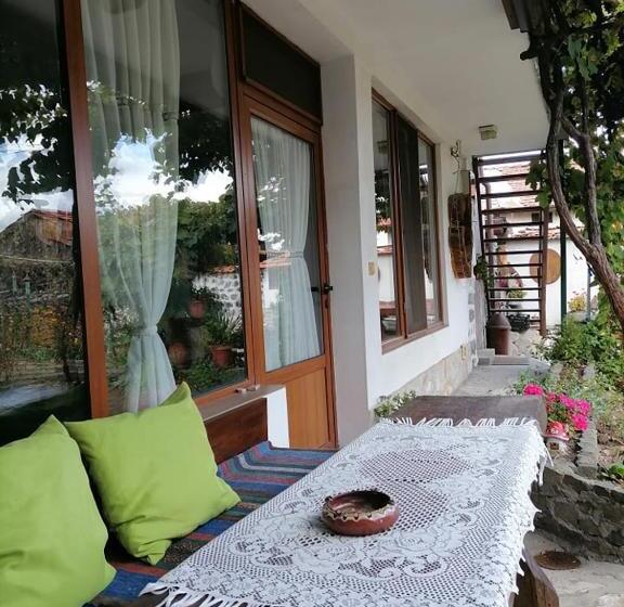 Пансион къща за гости градината