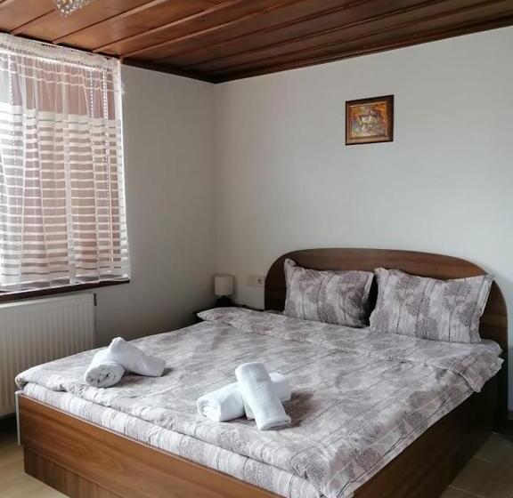 Пансион къща за гости градината