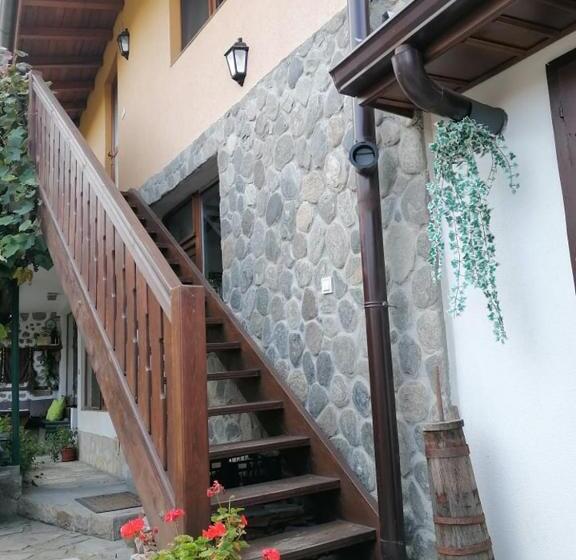 Пансион къща за гости градината