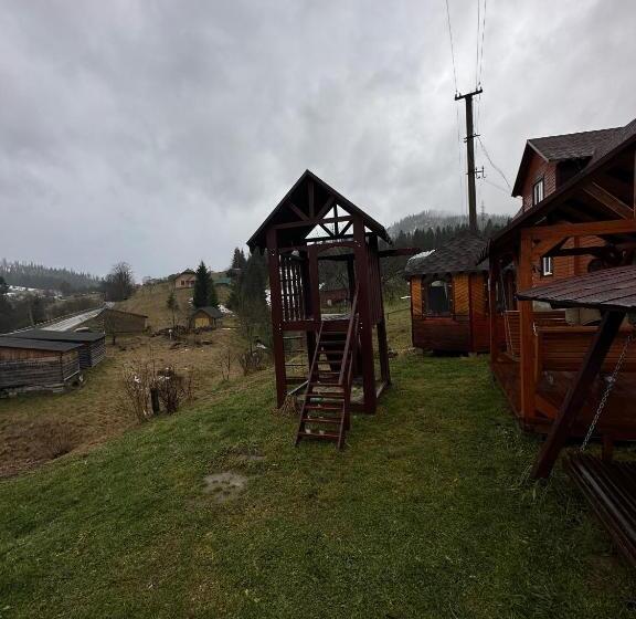 Pension (Hôtel basse catégorie) карпатська ніч