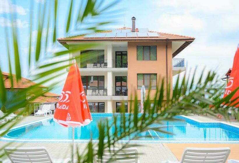 بنسيون вила влахов