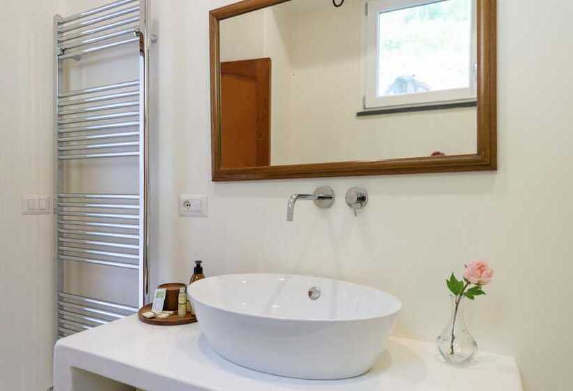 Villa Punta Di Diamante 200 Stairs