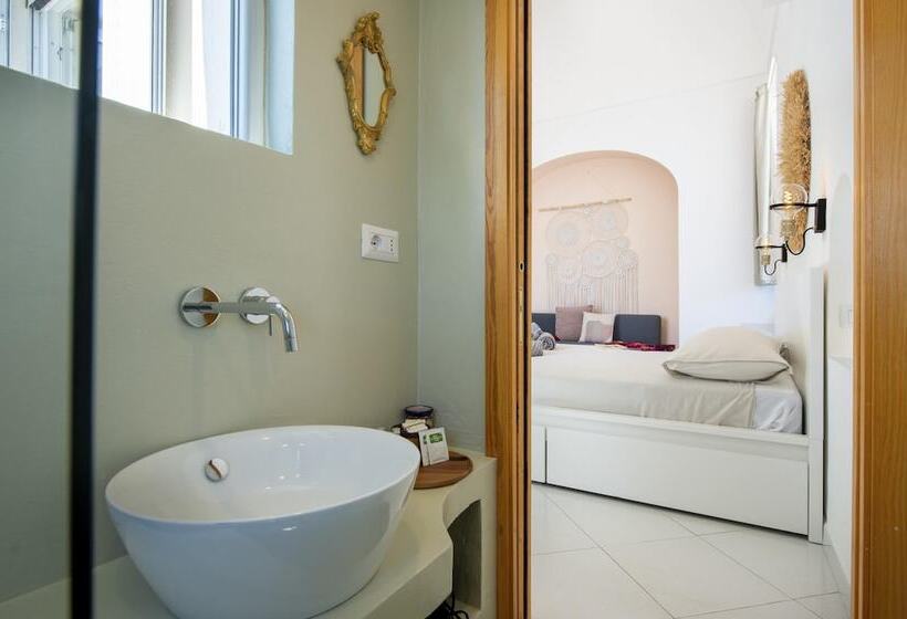 Villa Punta Di Diamante 200 Stairs