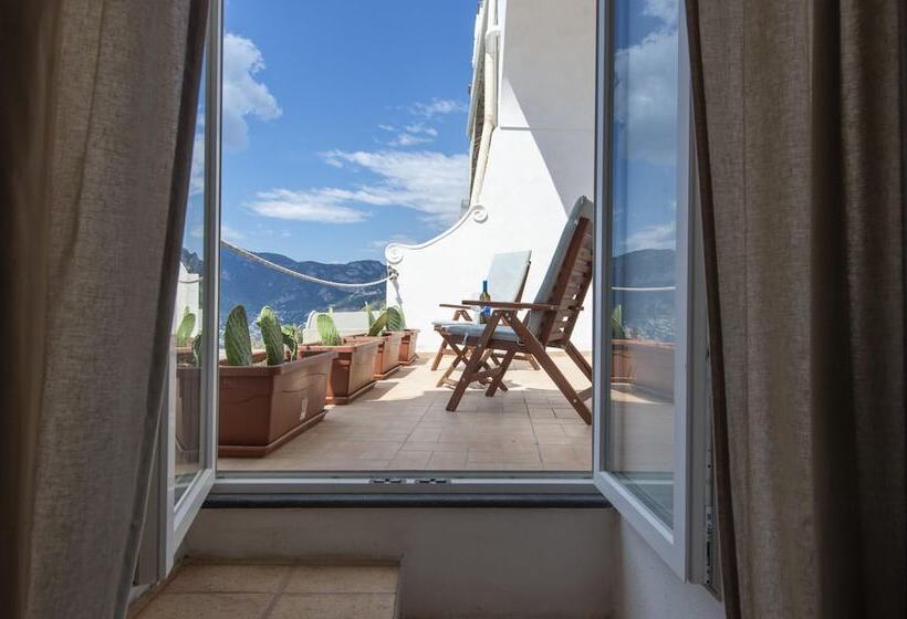 Villa Punta Di Diamante 200 Stairs