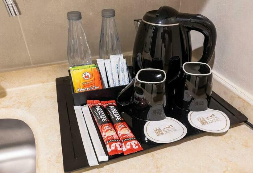 The Palace Hotel Suites