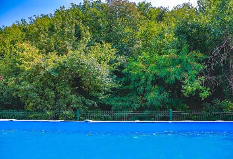 فندق صغير стаи за гост хит хаус и спа