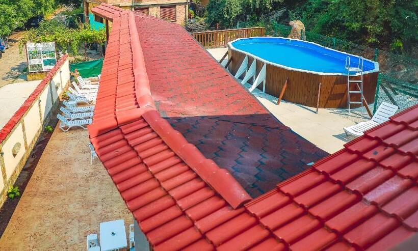 فندق صغير стаи за гост хит хаус и спа