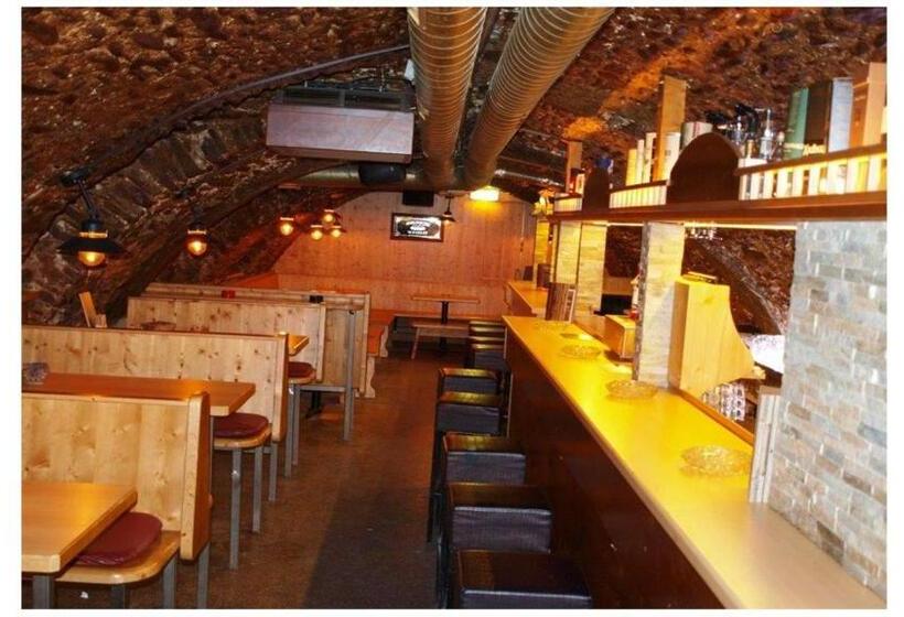 הוסטל Gasthof Erzherzog Rainer   Zimmer Und Ferienwohnung