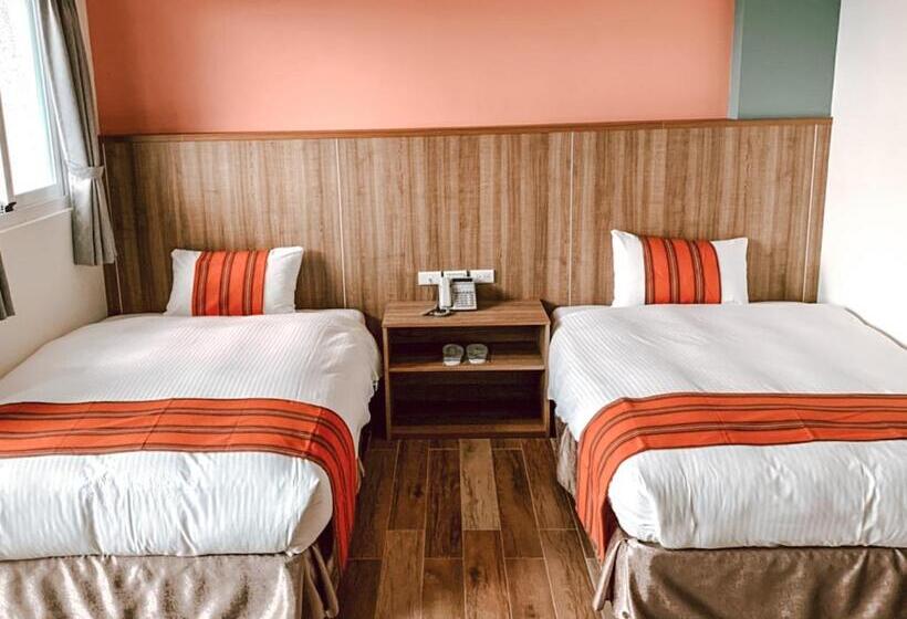 تختخواب و صبحانه 金銀花民宿