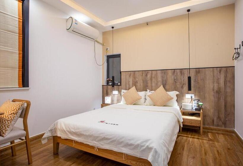 Bed and Breakfast 同里泊·晓烟河景民宿