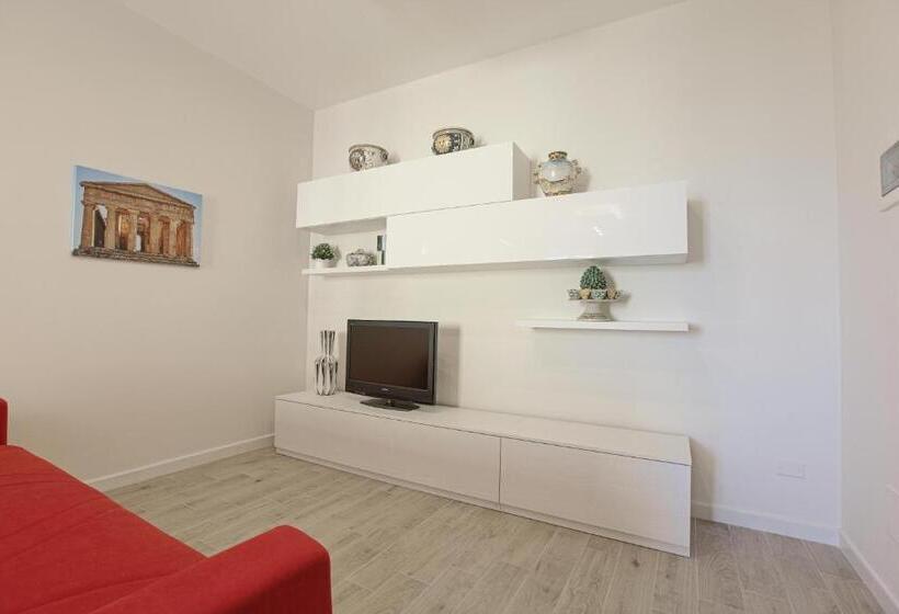 تختخواب و صبحانه Esseneto Rooms