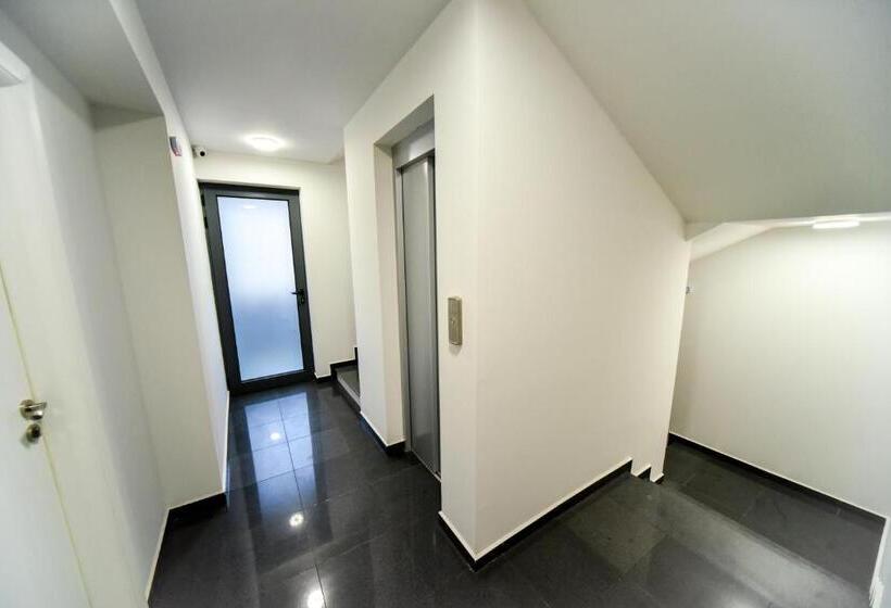 בית מלון כפרי стаи за гости десита