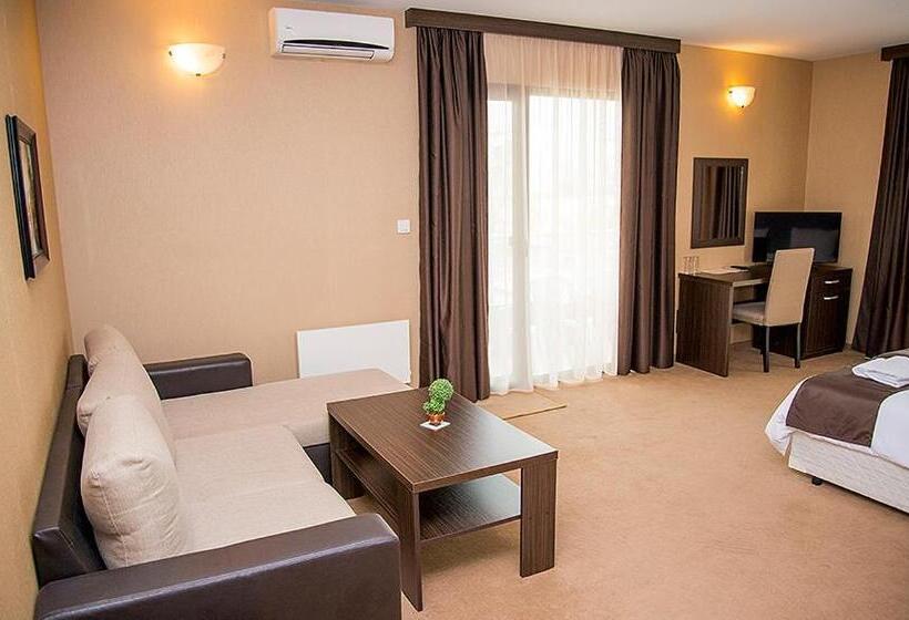 Hotel семеен хотел естило