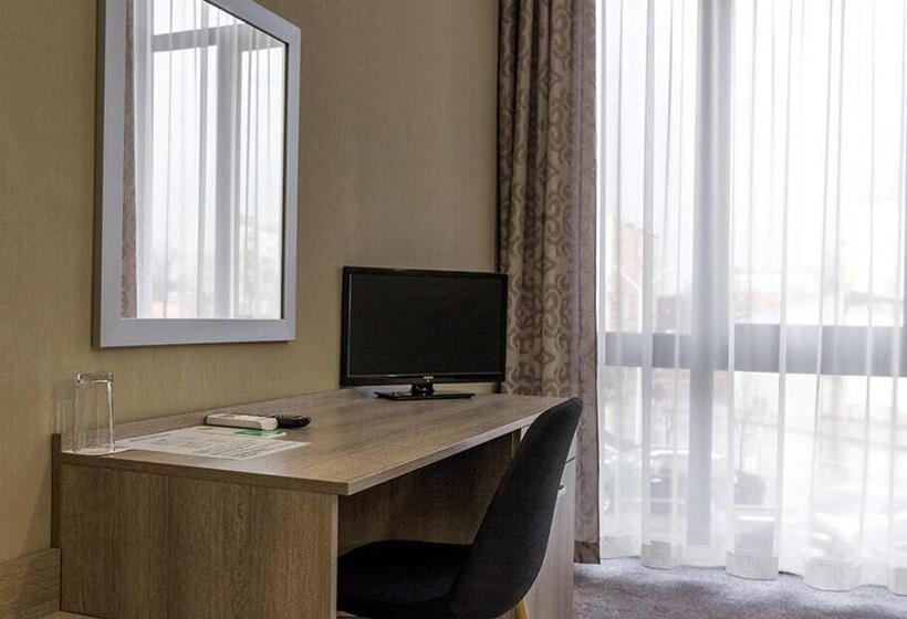 Hotel семеен хотел естило