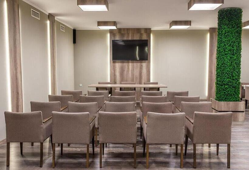 Hotel семеен хотел естило