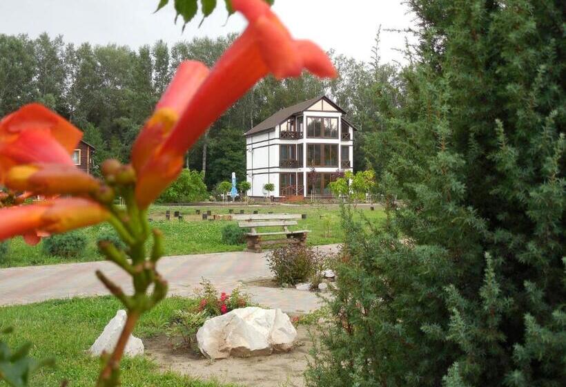 호텔 котедж парк славна