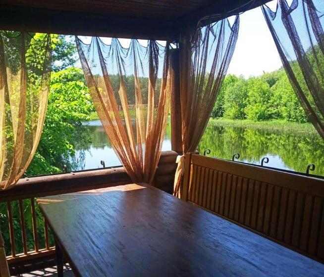 호텔 котедж парк славна