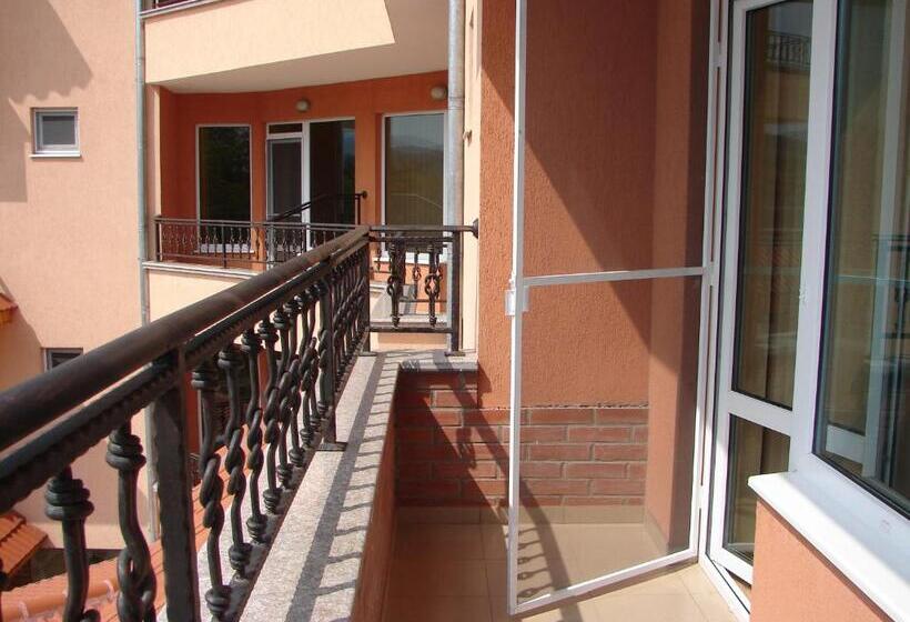 فندق спа хотел калифорния