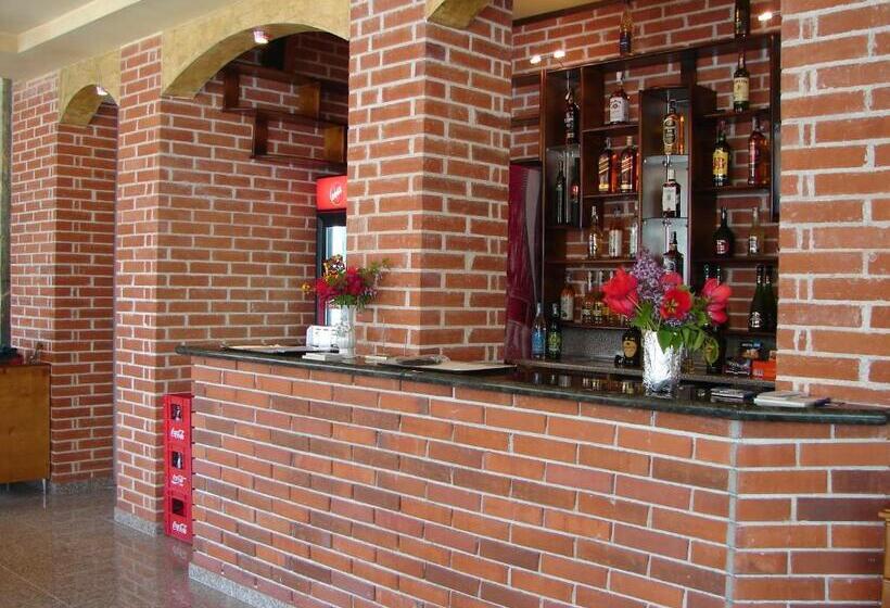 فندق спа хотел калифорния