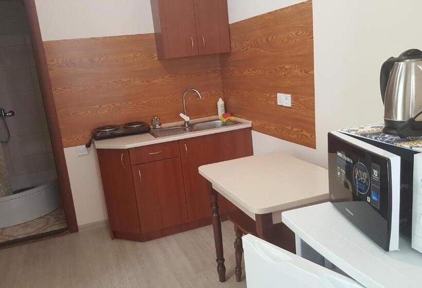 هتل база відпочинку тростян