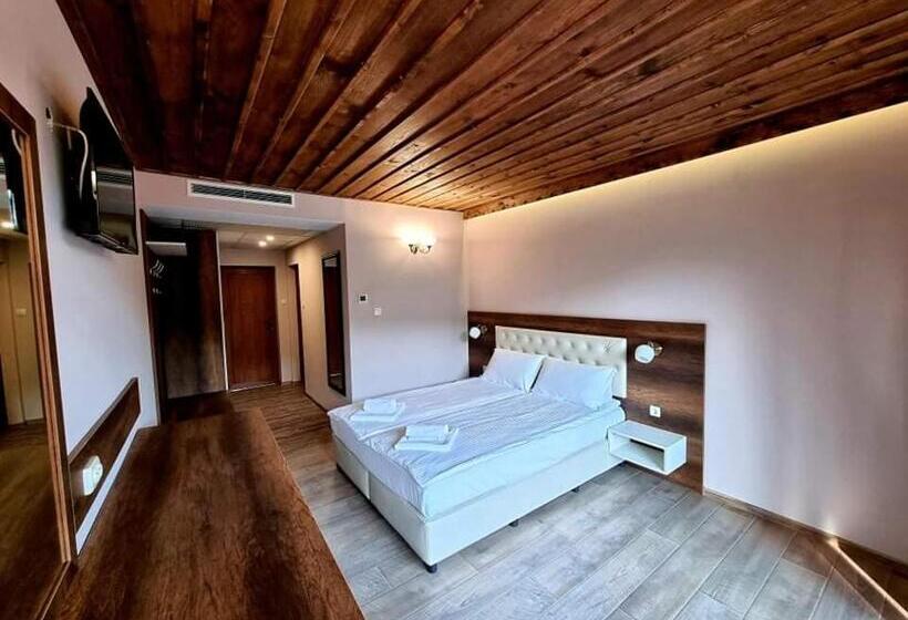 בית מלון כפרי семеен хотел берое