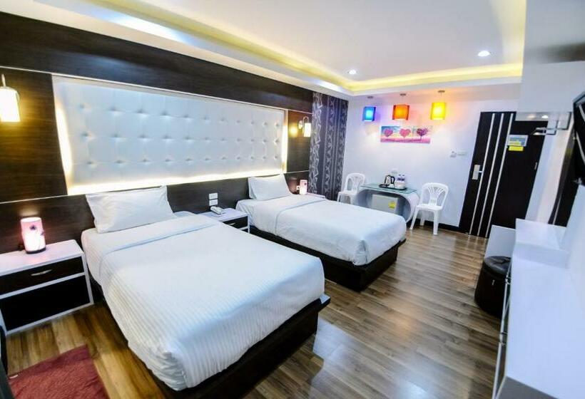 فندق โรงแรมลลิตา บูติค