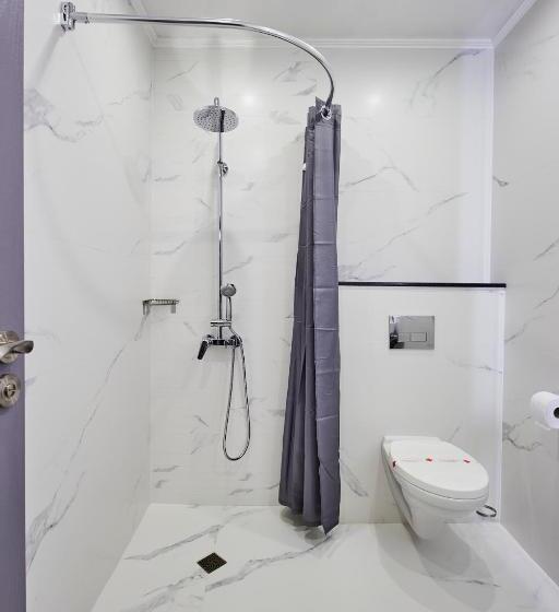 בית מלון כפרי хотел паризи