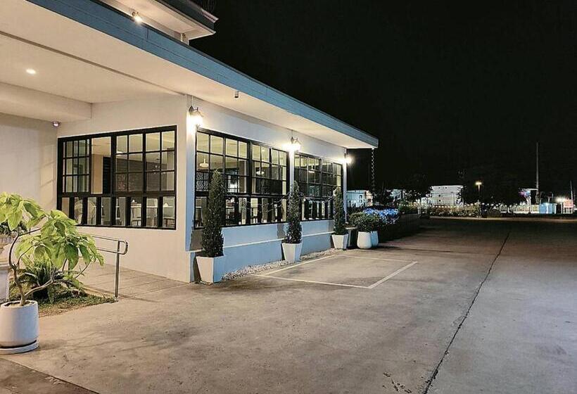 호텔 โคโค่ โฮเทล Koco