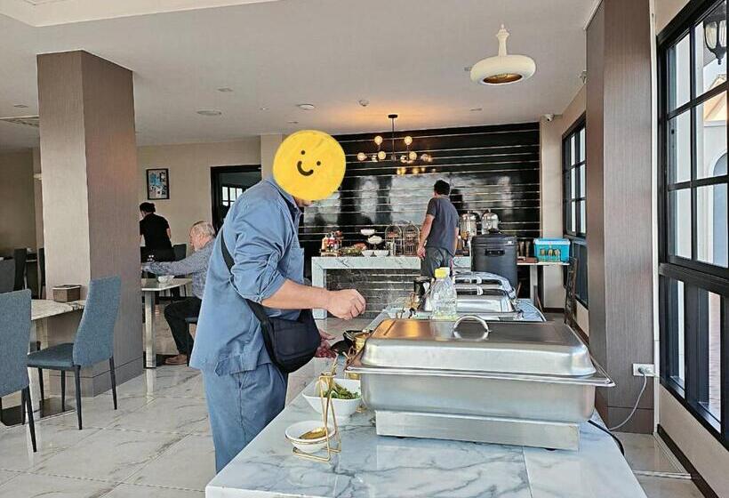 호텔 โคโค่ โฮเทล Koco