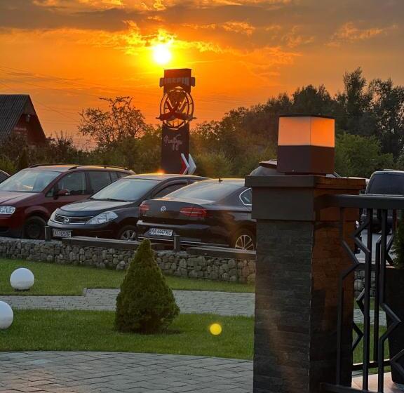 酒店 фетрбуш