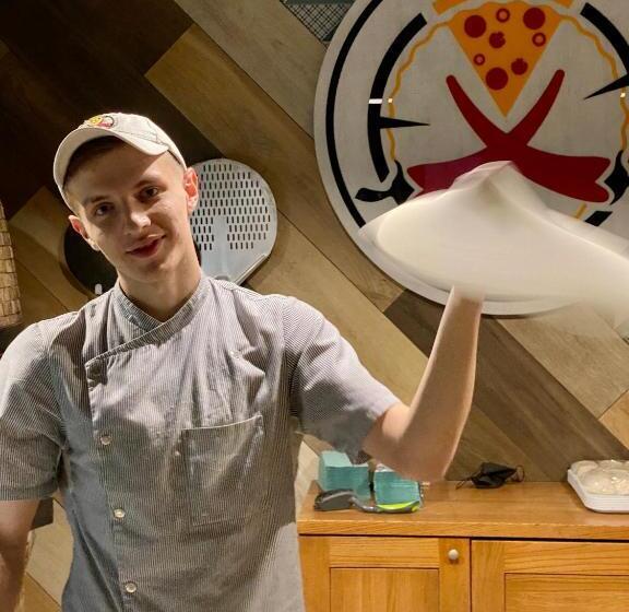 酒店 фетрбуш