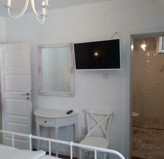 فندق маймун дере басейн, хотел, италианска пица