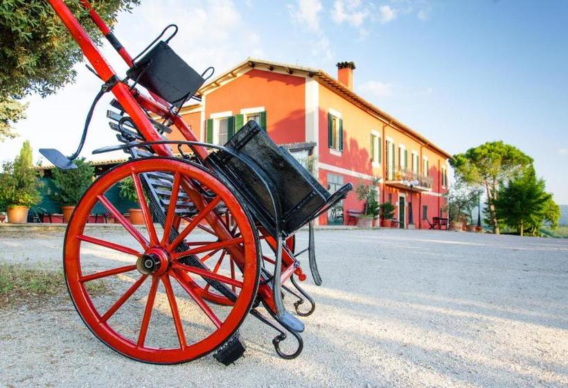 هتل Agriturismo Rivoli