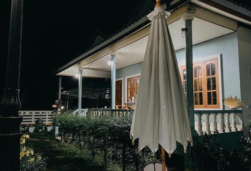 Hotel Capsulă ศศิธารา การ์เด้นท์