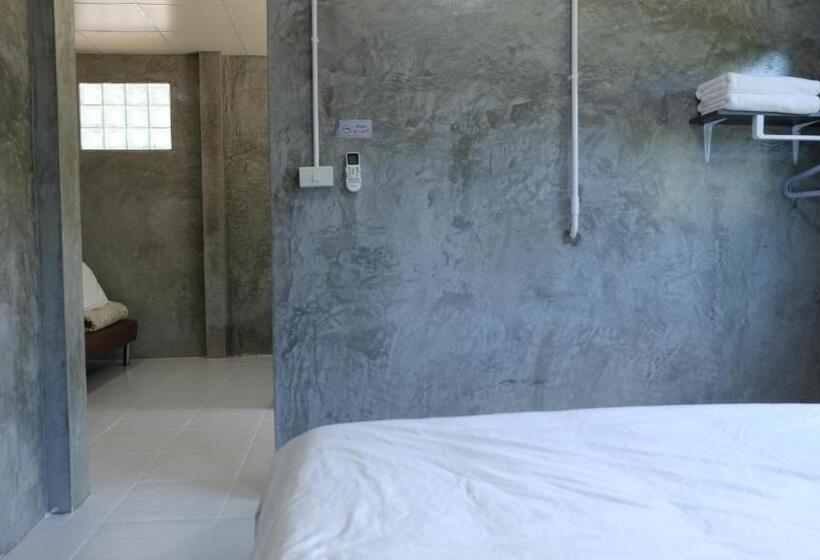 Hotel Capsulă ศศิธารา การ์เด้นท์