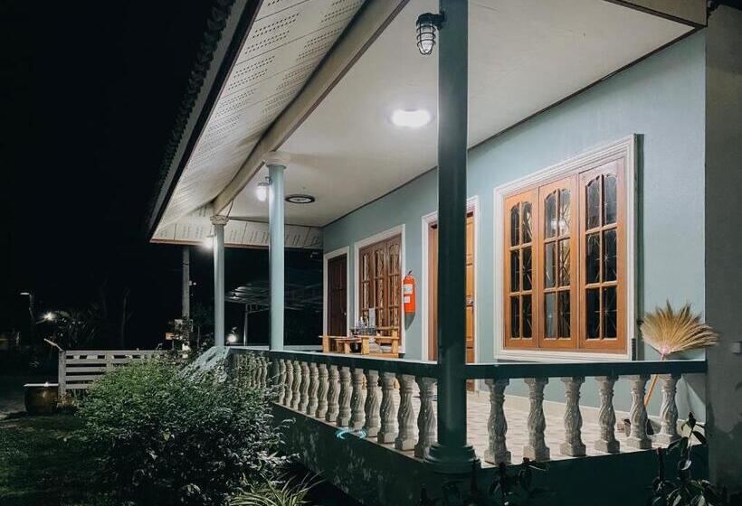 Hotel Capsulă ศศิธารา การ์เด้นท์