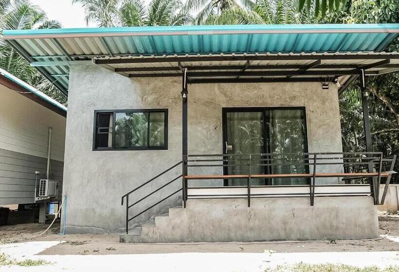 Hotel Capsulă ศศิธารา การ์เด้นท์