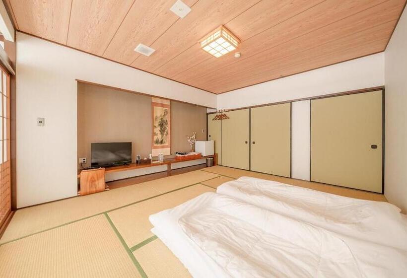 هتل Fuji Yamanakako Resort