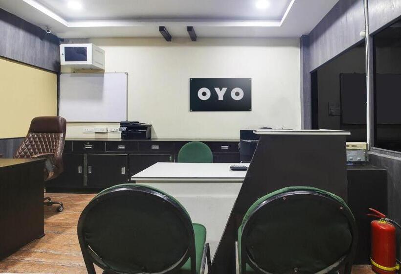 ホテル O Anuguna Tulasi Grand Near Jntu University Hyderabad