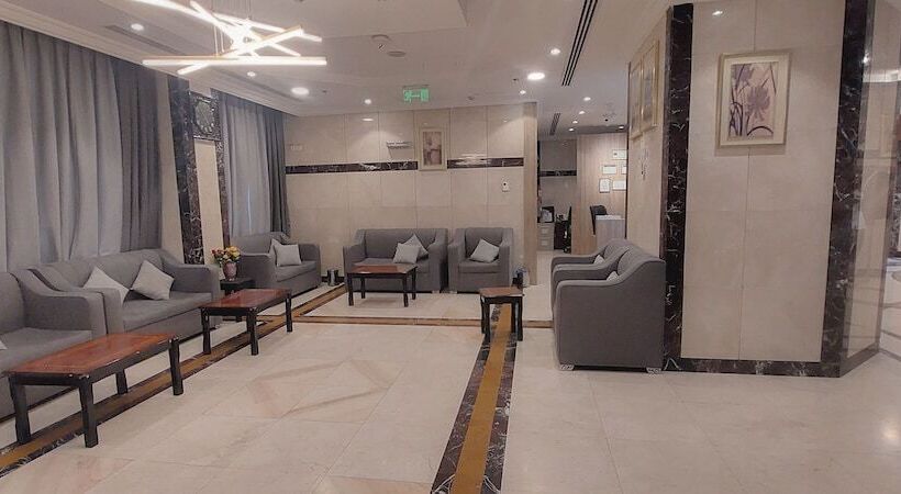 בית מלון כפרי Rabwat Al Safwah Golden