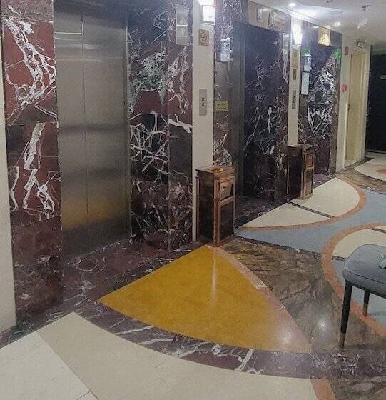 בית מלון כפרי Rabwat Al Safwah Golden