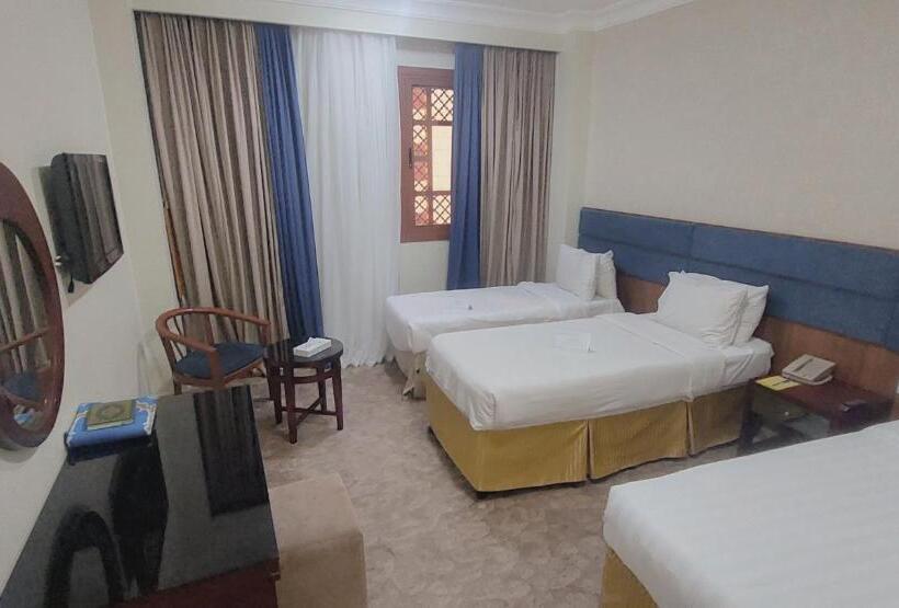 בית מלון כפרי Rabwat Al Safwah Golden