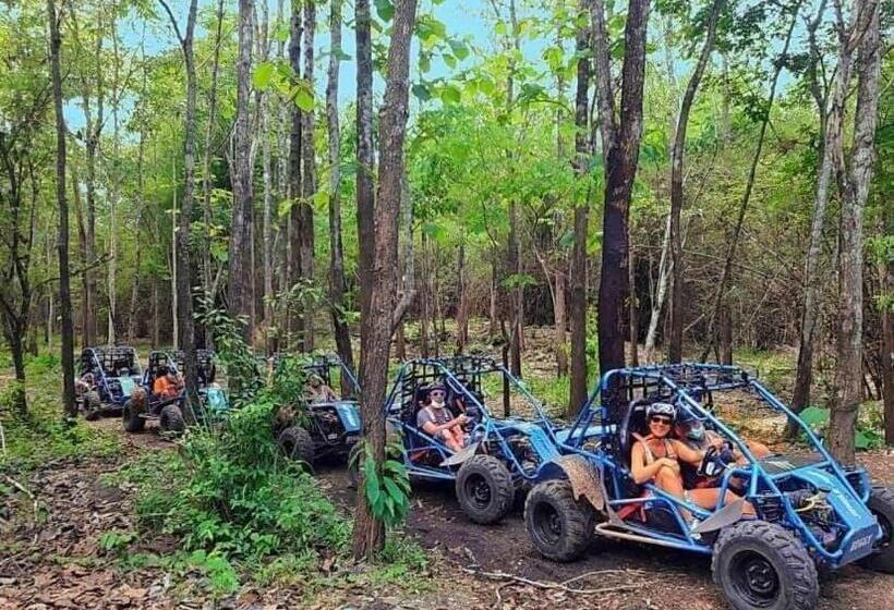 ホテル Rimwang The River Life