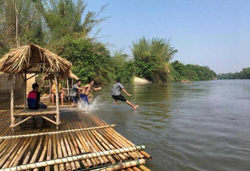 هتل Rimwang The River Life