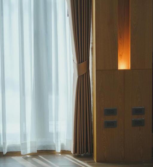 Отель The Cotton Tree Hometel