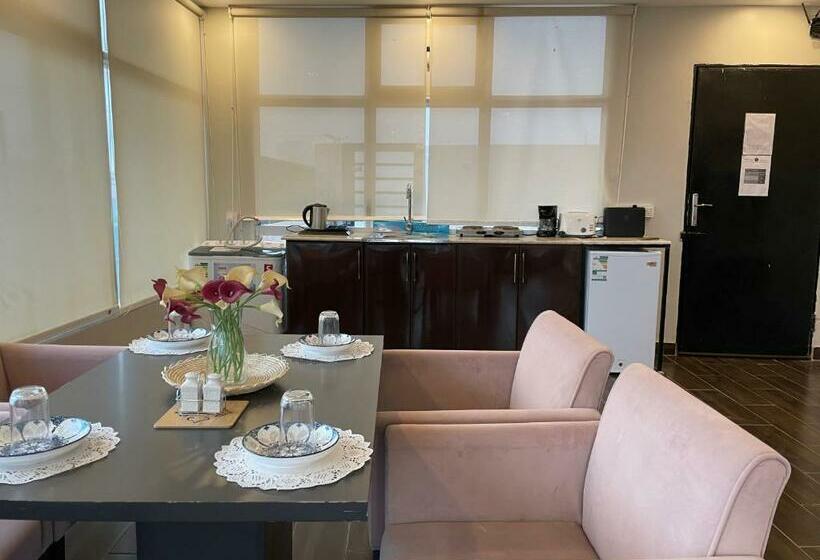 Hotel وشل للشقق المخدومة واحة الغروب سابقا