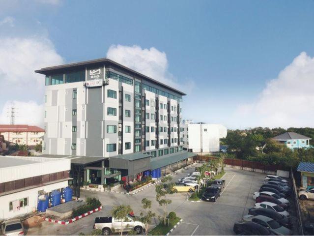 Mtrio Hotel Korat